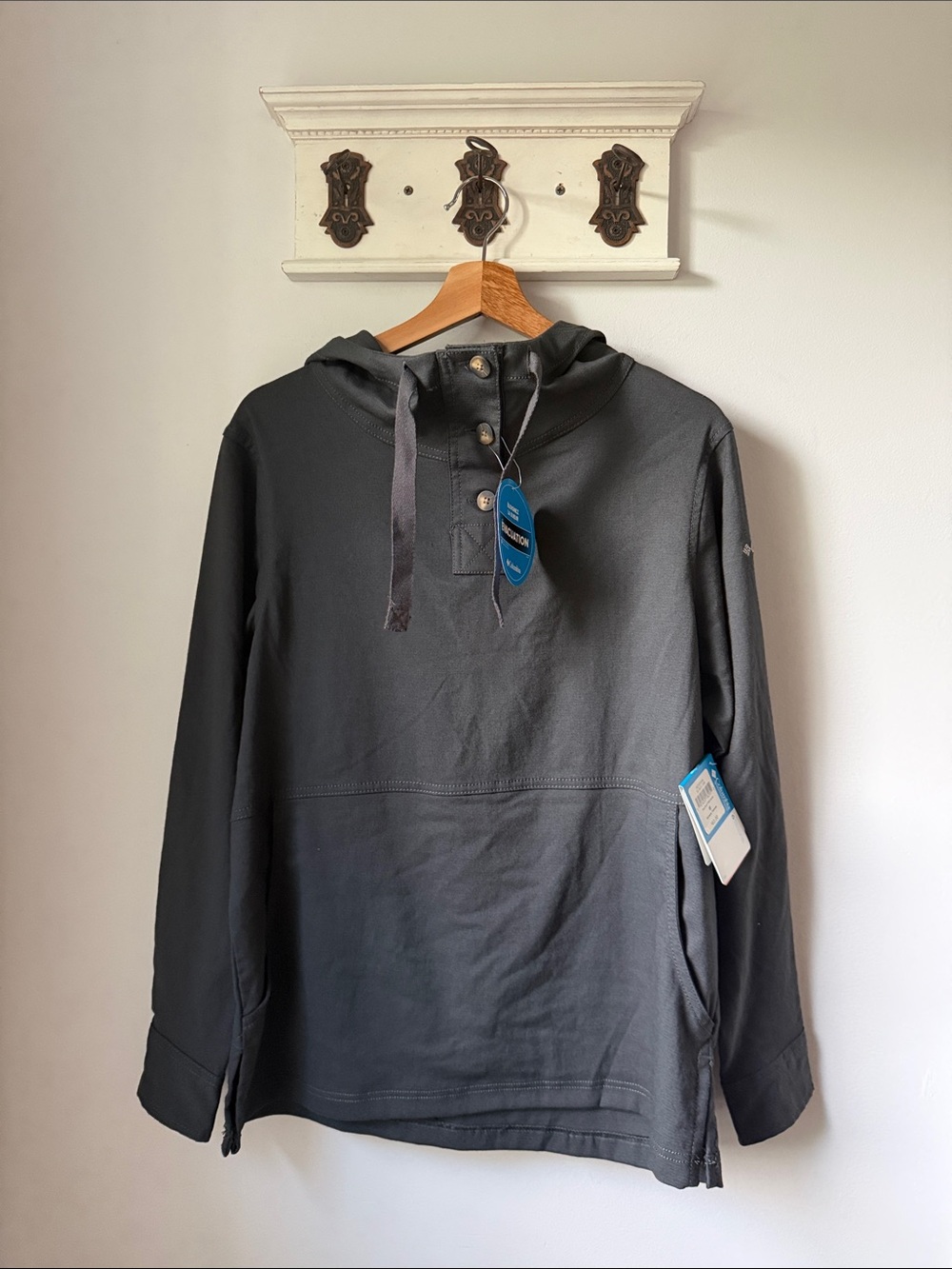 Columbia Cape Alava EXS Anorak in Dark Gray Hooded Half Button Pullover Athletic